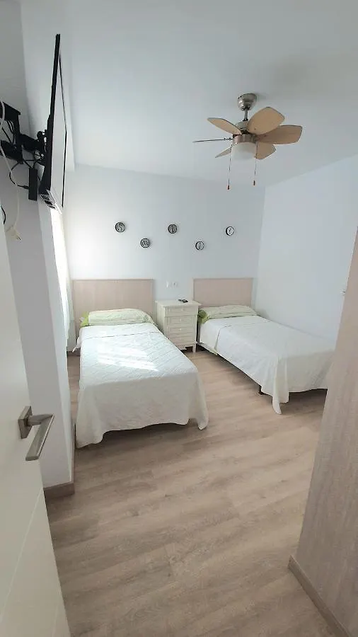 Apartamento En 1ª Linea De Playa, Edf Diana I Apartment Benalmadena 0*,  Spain